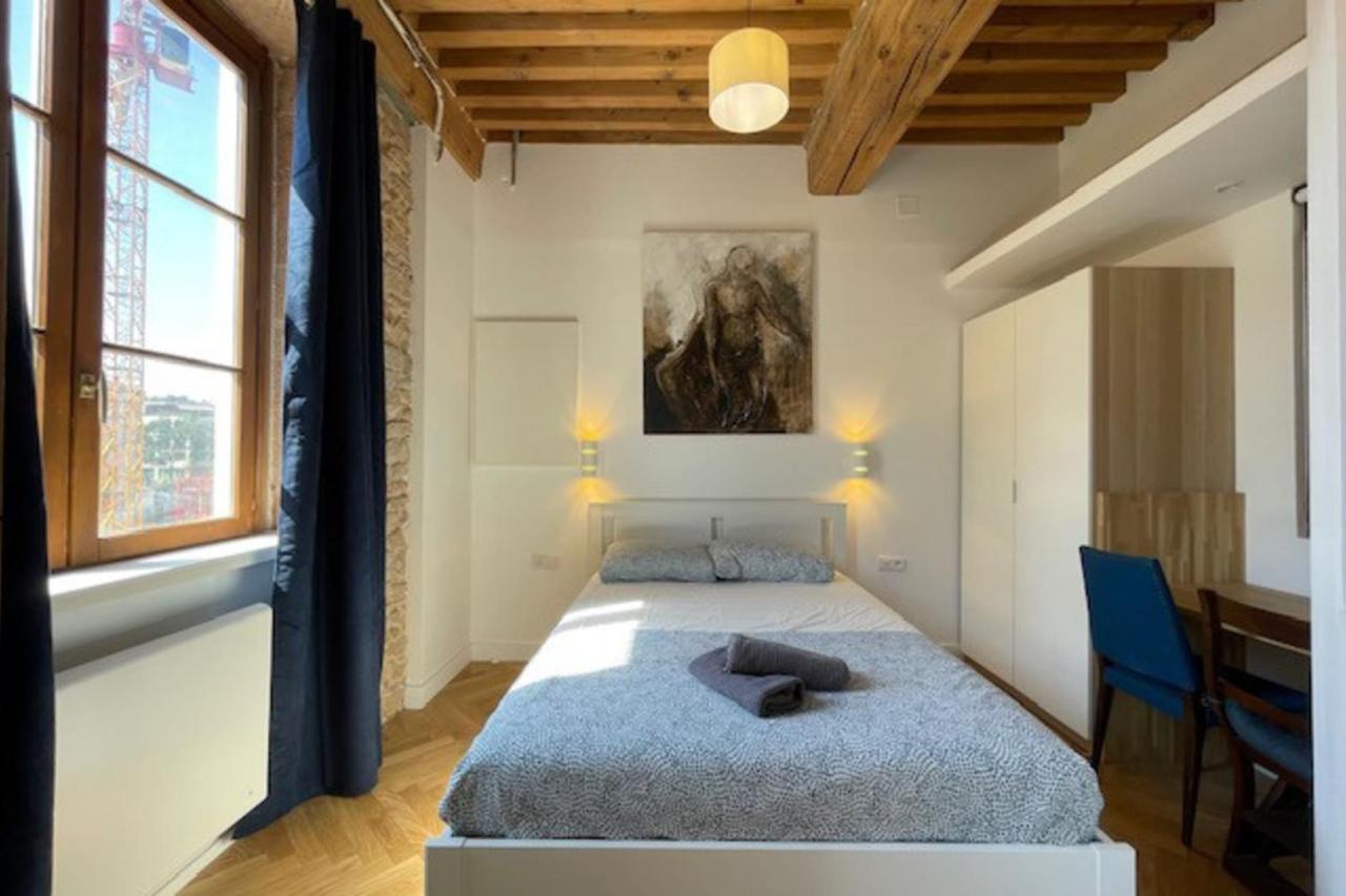 Le Petit St Pierre Charmant 2 Pers Valmy Lyon Exterior photo