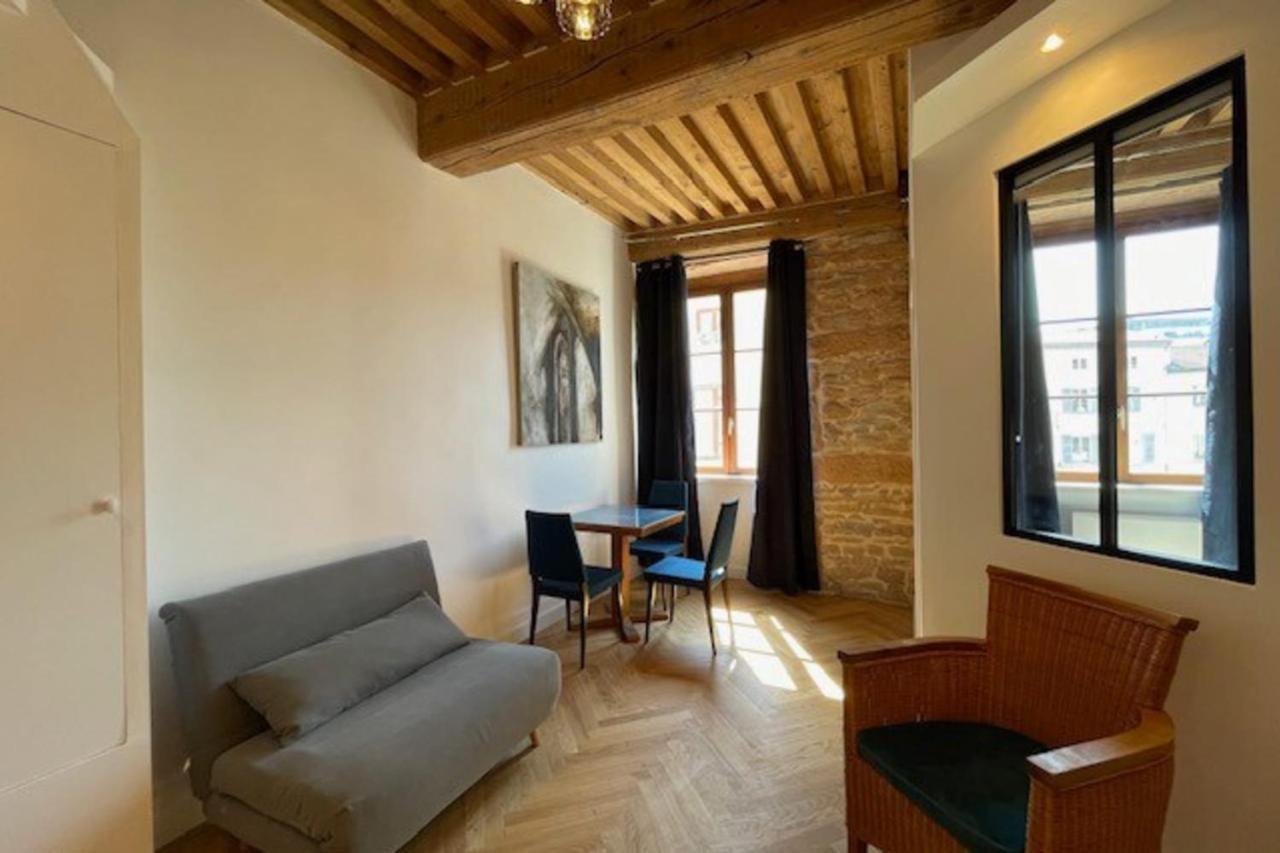 Le Petit St Pierre Charmant 2 Pers Valmy Lyon Exterior photo